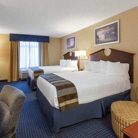 Hotel Wingate By Wyndham Erie Exterior foto