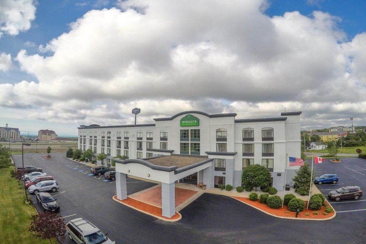 Hotel Wingate By Wyndham Erie Exterior foto