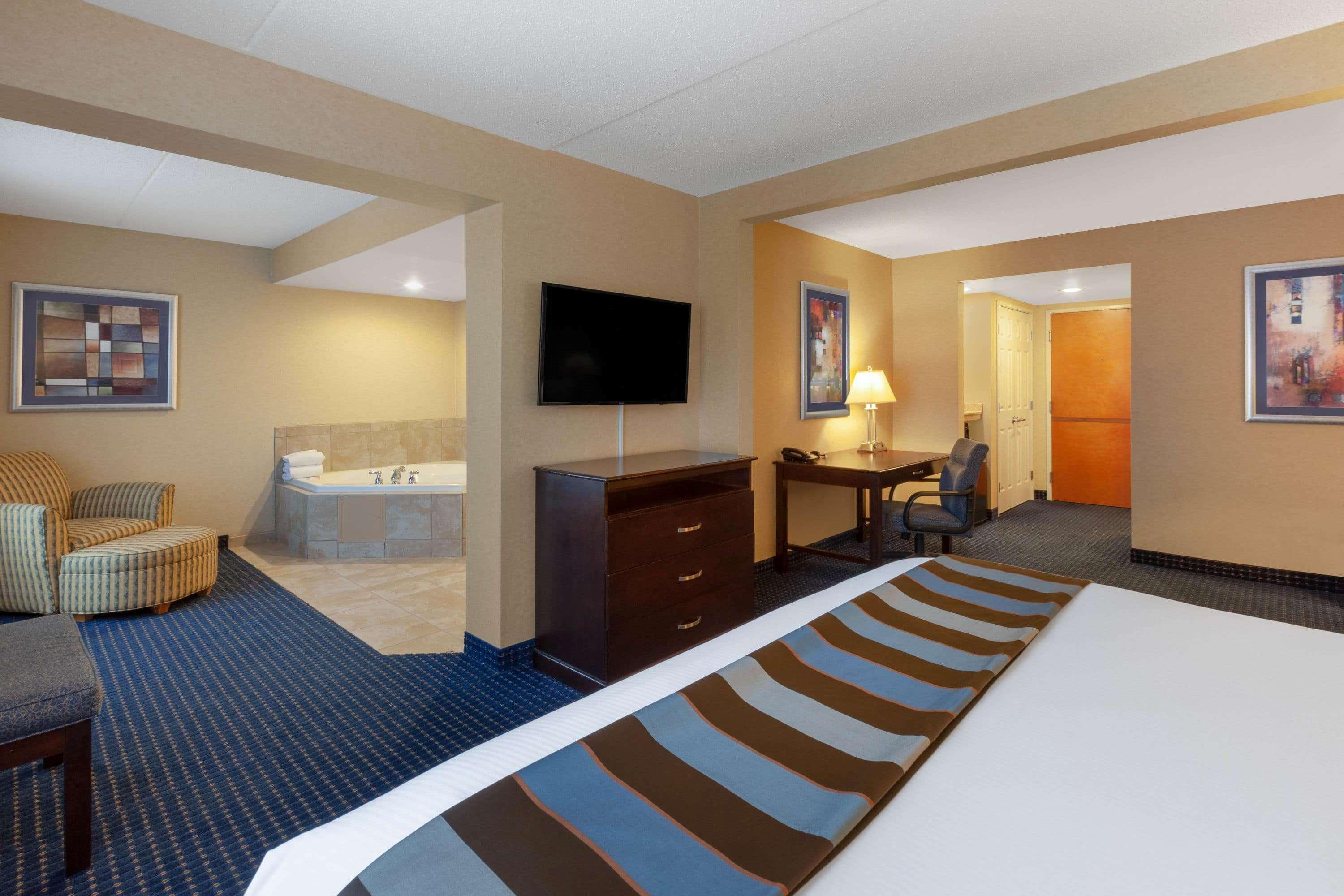 Hotel Wingate By Wyndham Erie Exterior foto