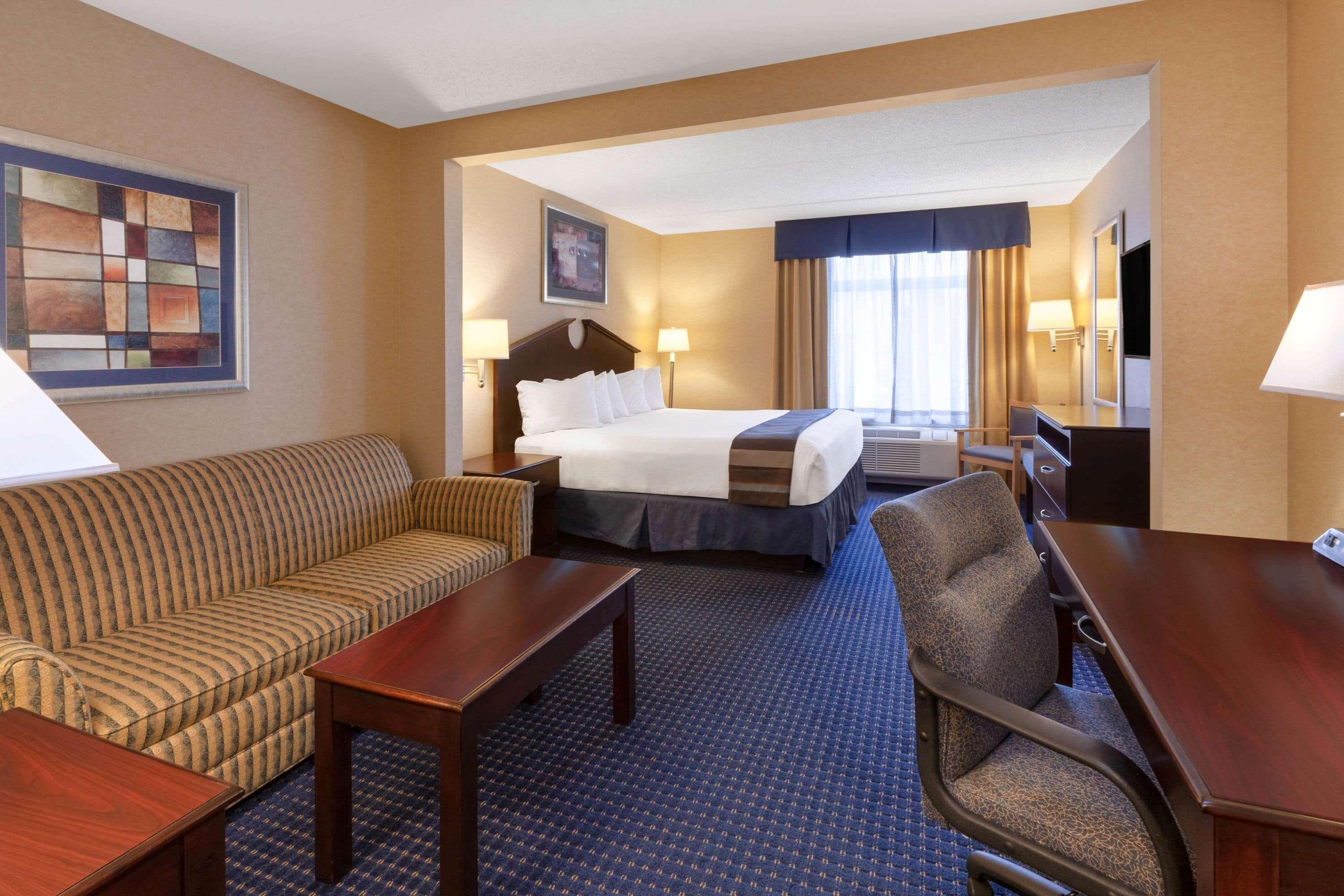 Hotel Wingate By Wyndham Erie Exterior foto
